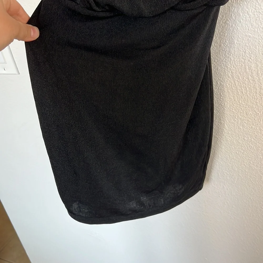 NWT Almost Famous Stretchy Strappy Mini Black Dress XS - Picture 4 of 7